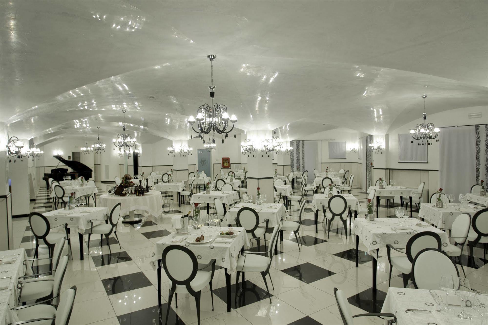 Hotel L' Araba Fenice & Altavilla Silentina